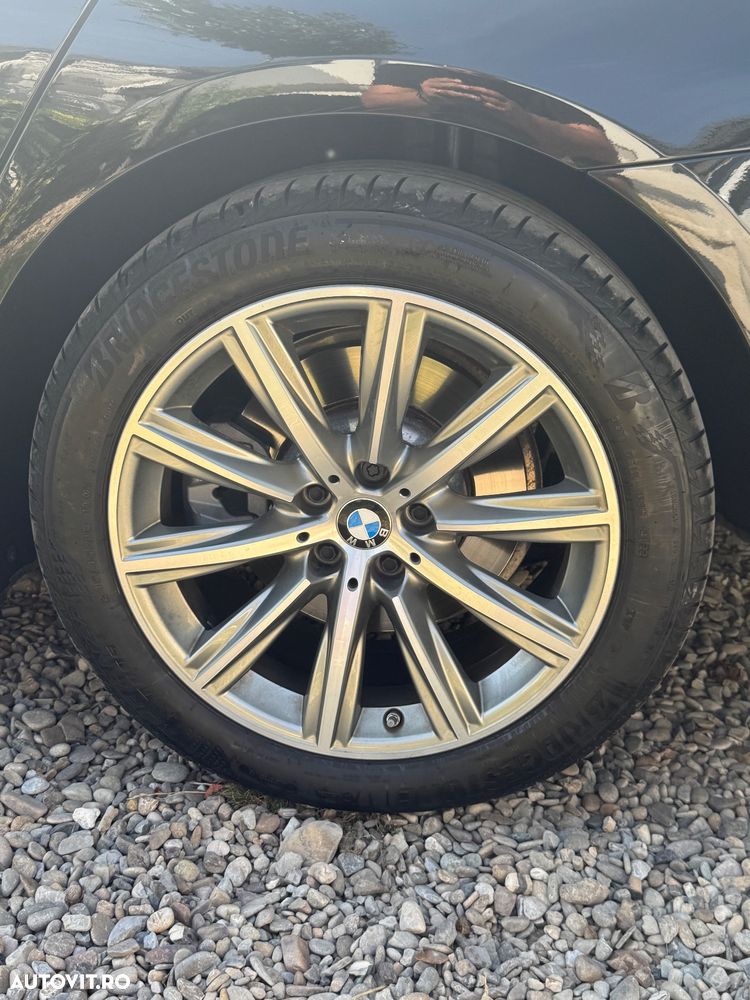 BMW Seria 5 520d xDrive AT MHEV - 11