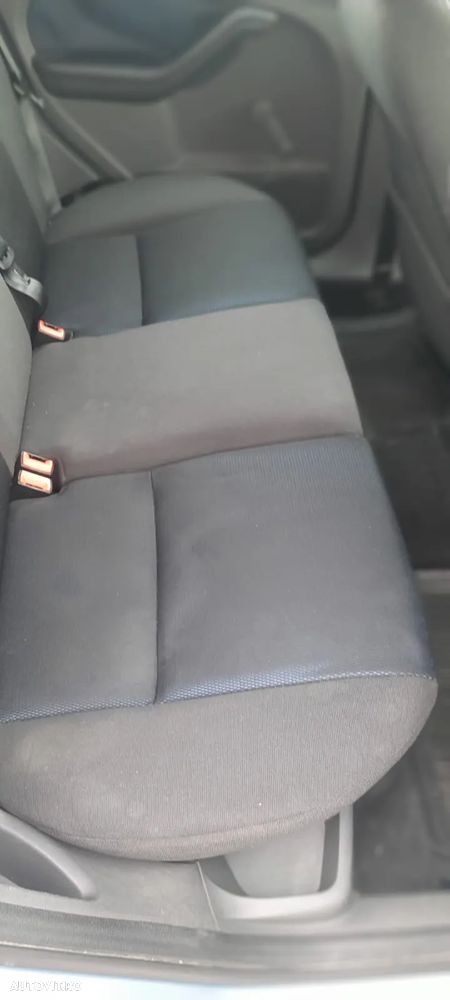 Ford Focus 2.0 TDCi Trend - 12