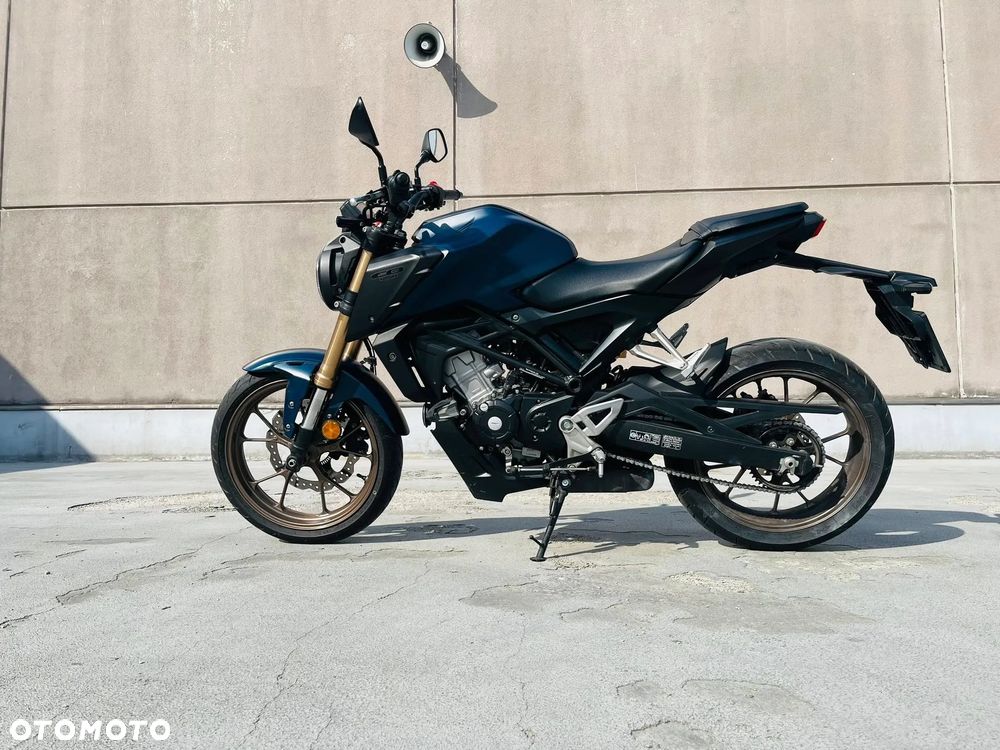 Honda CB - 3
