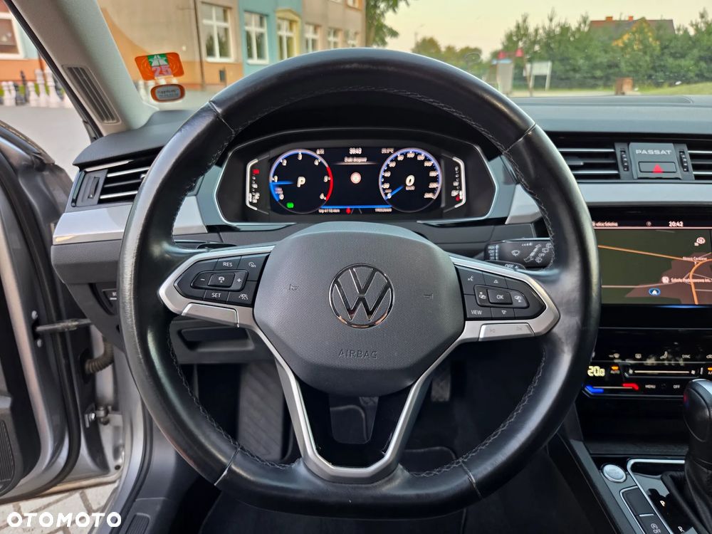 Volkswagen Passat 2.0 TDI EVO Business DSG - 10