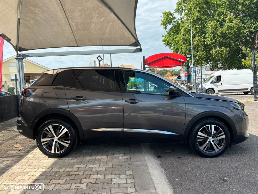 Peugeot 3008 1.5 BlueHDi Allure EAT8 - 8