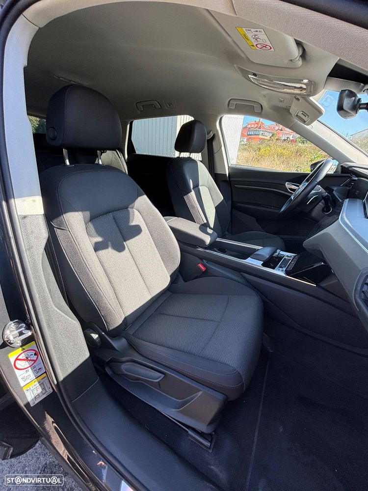 Audi Q8 e-Tron 55 quattro Advanced - 7