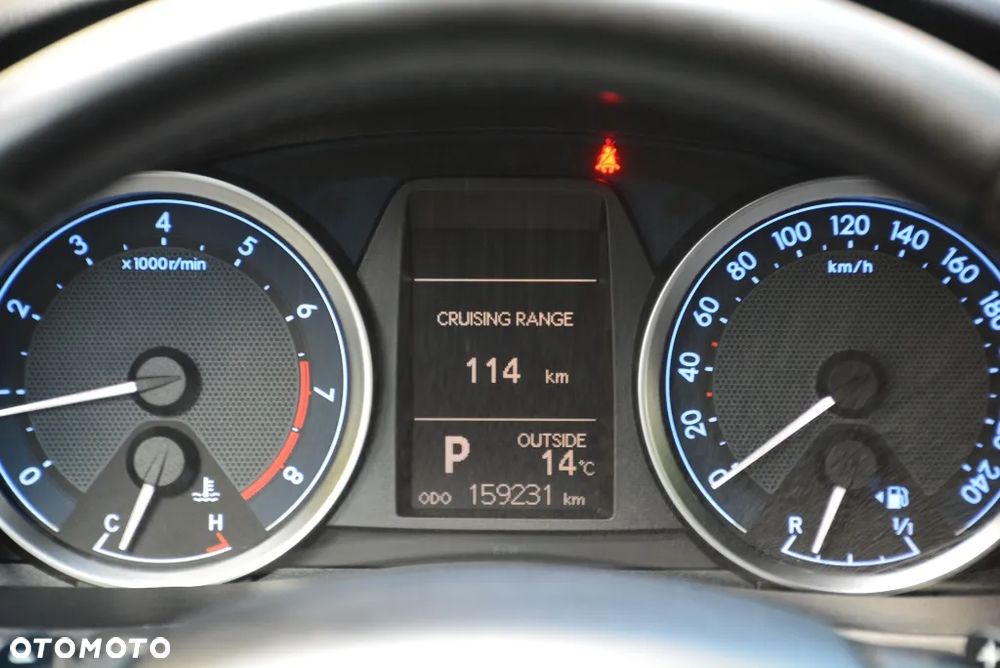 Toyota Auris 1.6 Premium Comfort MS - 26