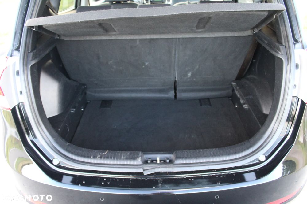 Hyundai ix20 1.4 CRDi Premium - 21