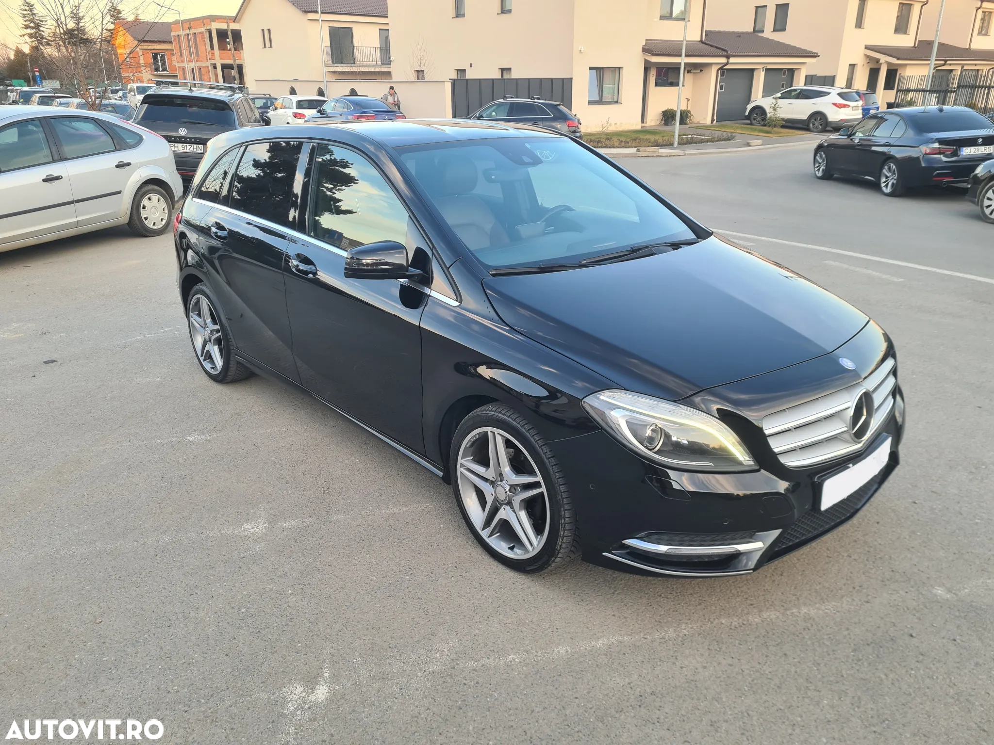 Mercedes-Benz B 200 CDI (BlueEFFICIENCY) 7G-DCT - 2