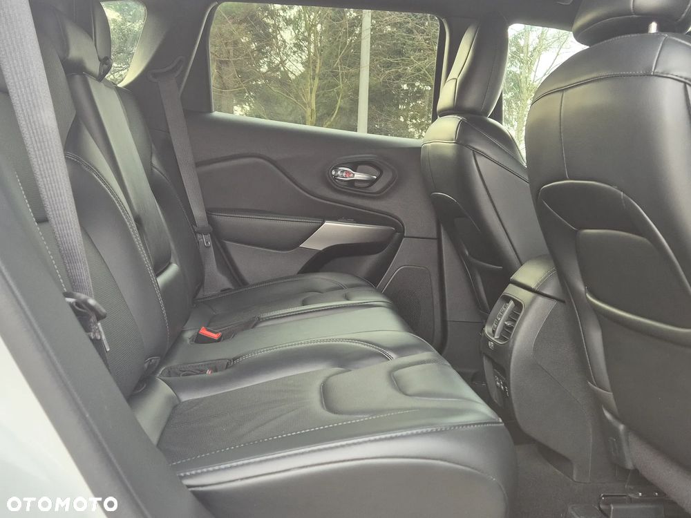 Jeep Cherokee 2.0 T Active Drive I Automatik Overland - 12