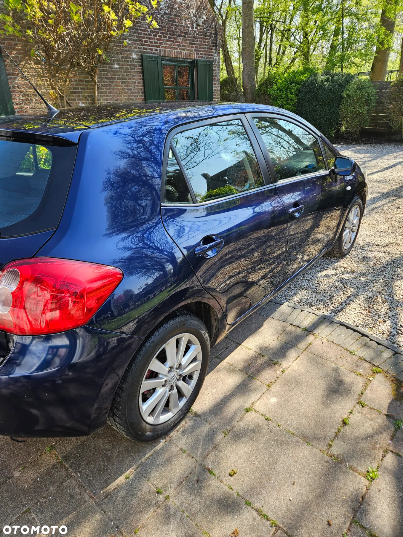 Toyota Auris 2.0 D-4D Premium - 4