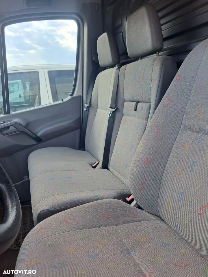 Volkswagen Crafter - 3