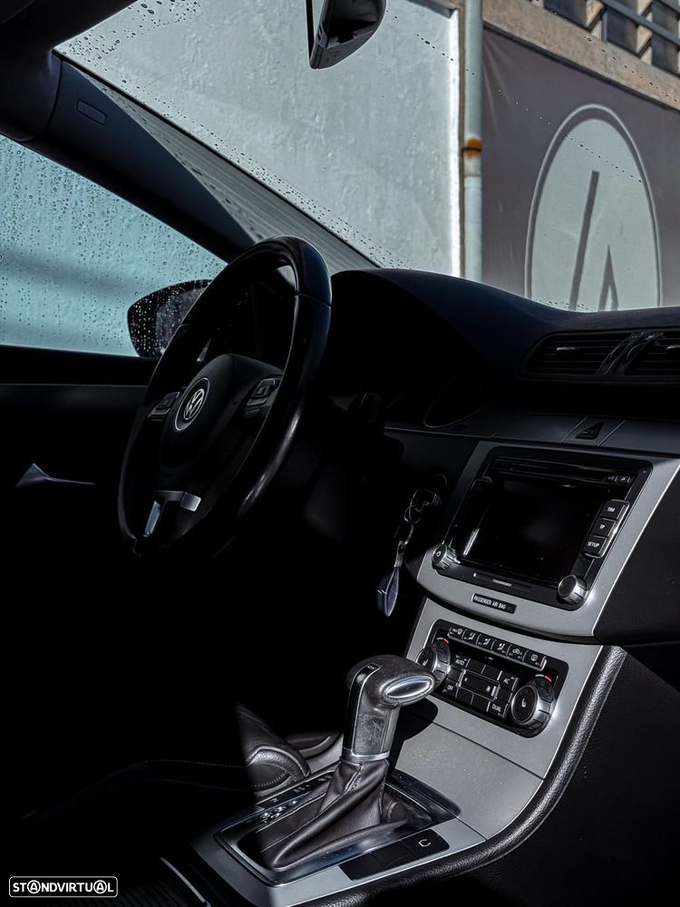 VW Passat CC 2.0 TDi BlueMotion DSG - 5