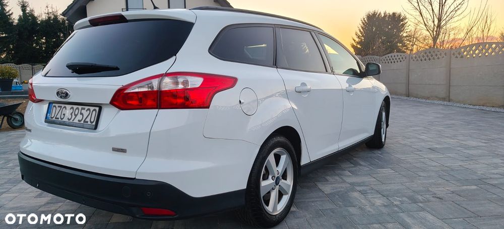 Ford Focus 1.0 EcoBoost Start-Stopp-System TREND - 5