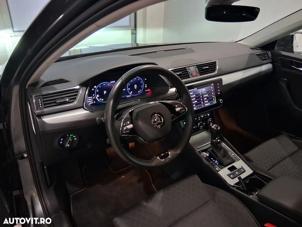 Skoda Superb 2.0 TDI DSG Ambition - 12