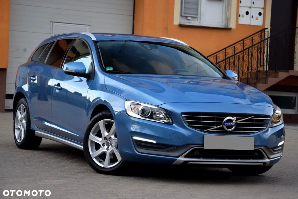 Volvo V60 D4 Momentum - 10