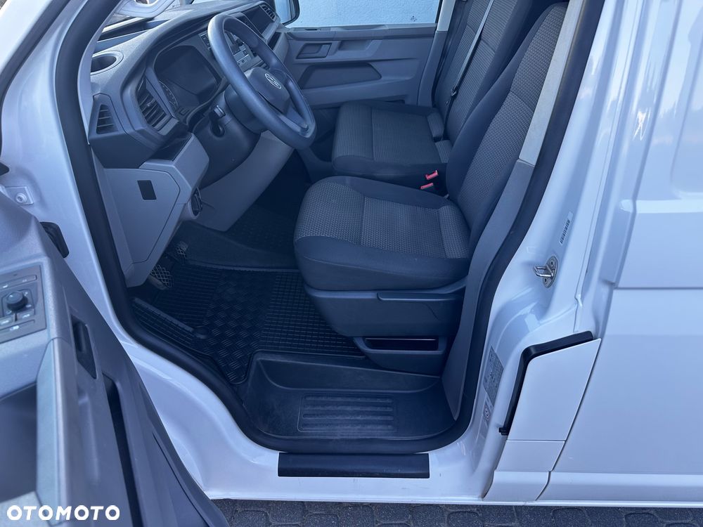 Volkswagen Transporter - 14