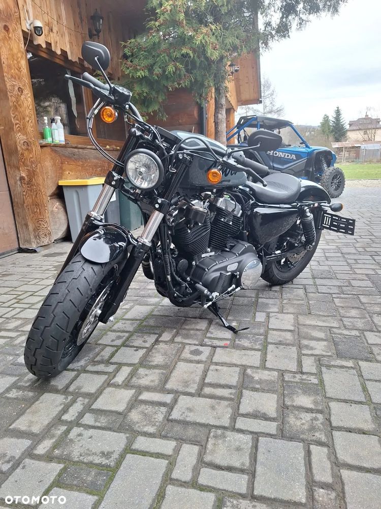 Harley-Davidson Sportster Forty-Eight - 2