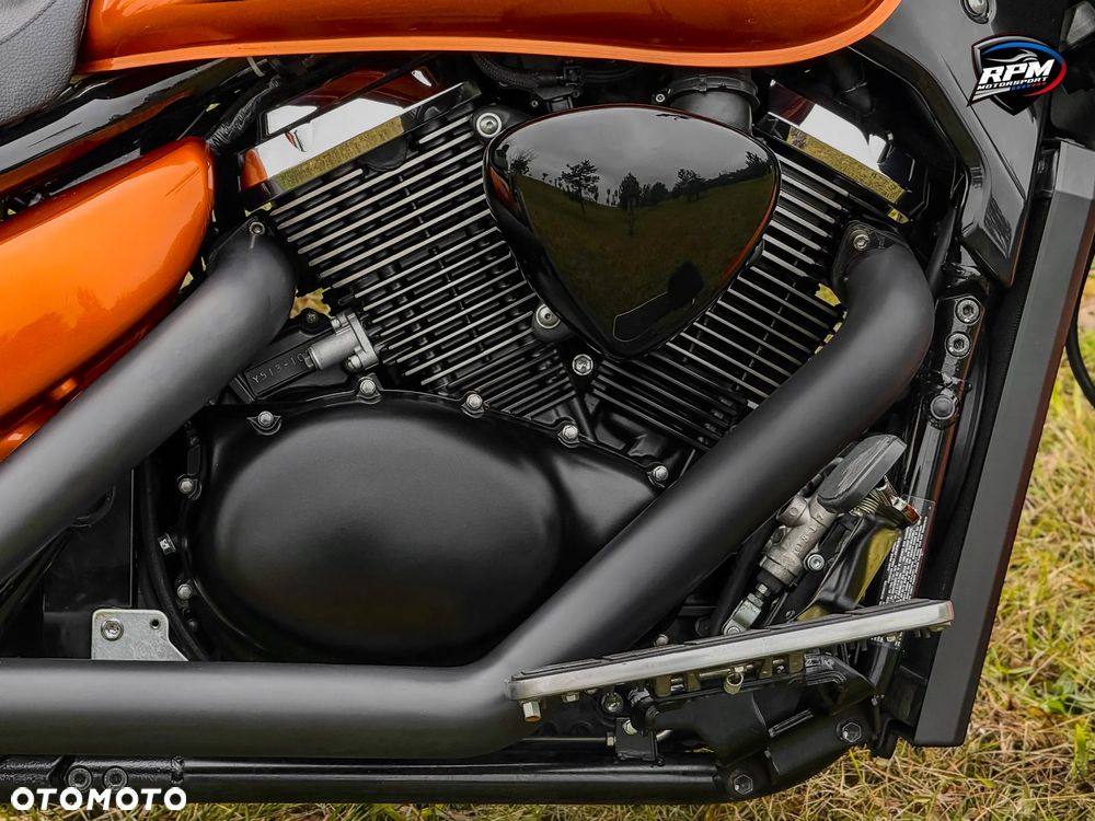 Suzuki Boulevard - 29