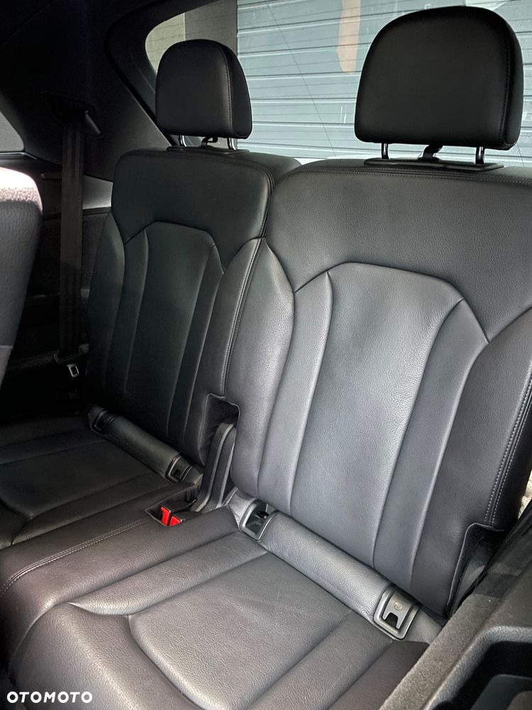 Audi Q7 - 17