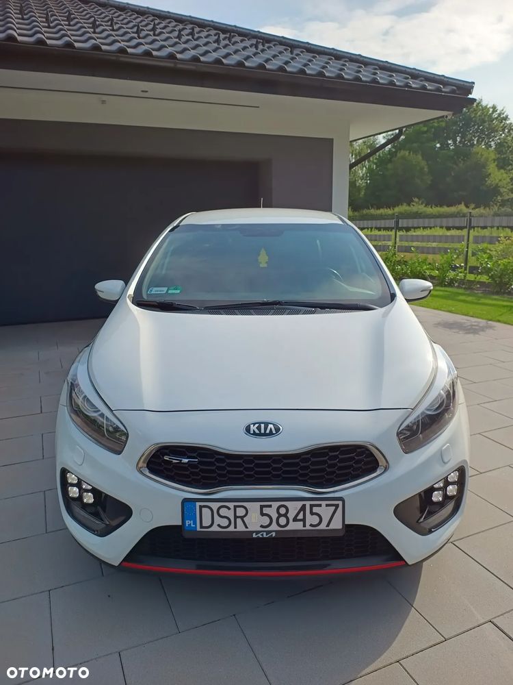 Kia Ceed Cee'd 1.6 T-GDI GT L - 3