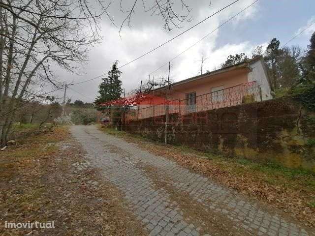 Moradia térrea Carrazeda de Ansiães em Linhares - Grande imagem: 2/17