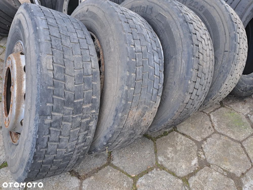 Felgi Opona Opony Continental 315/70 R22,5 Komplet Scania R - 1