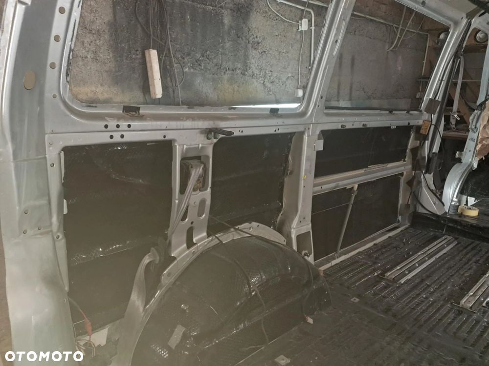 Volkswagen Multivan TDI - 8