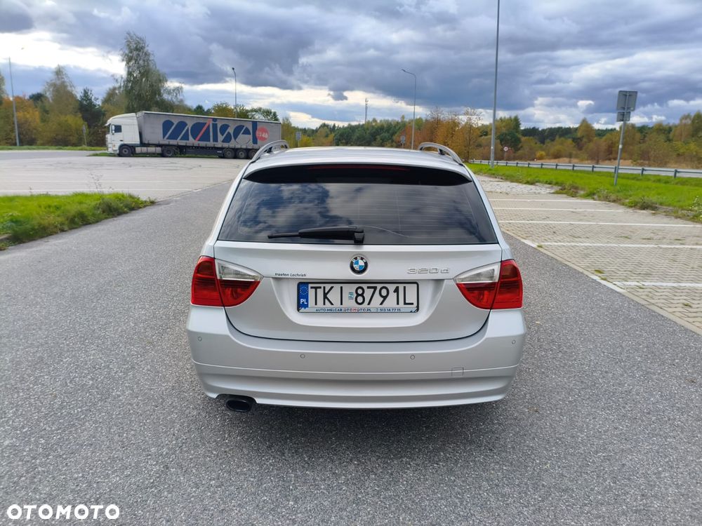 BMW Seria 3 320d DPF - 13