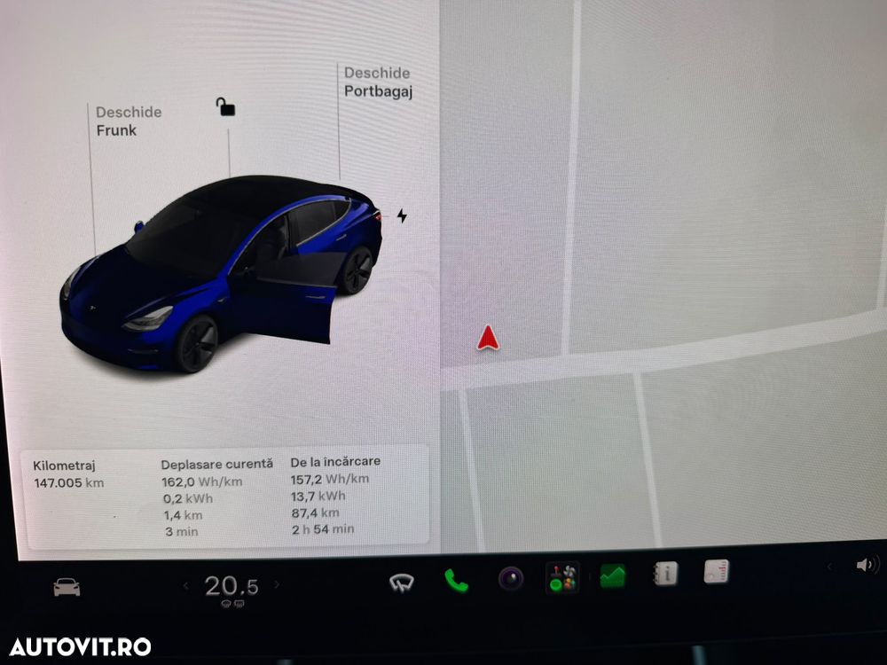 Tesla Model 3 - 10