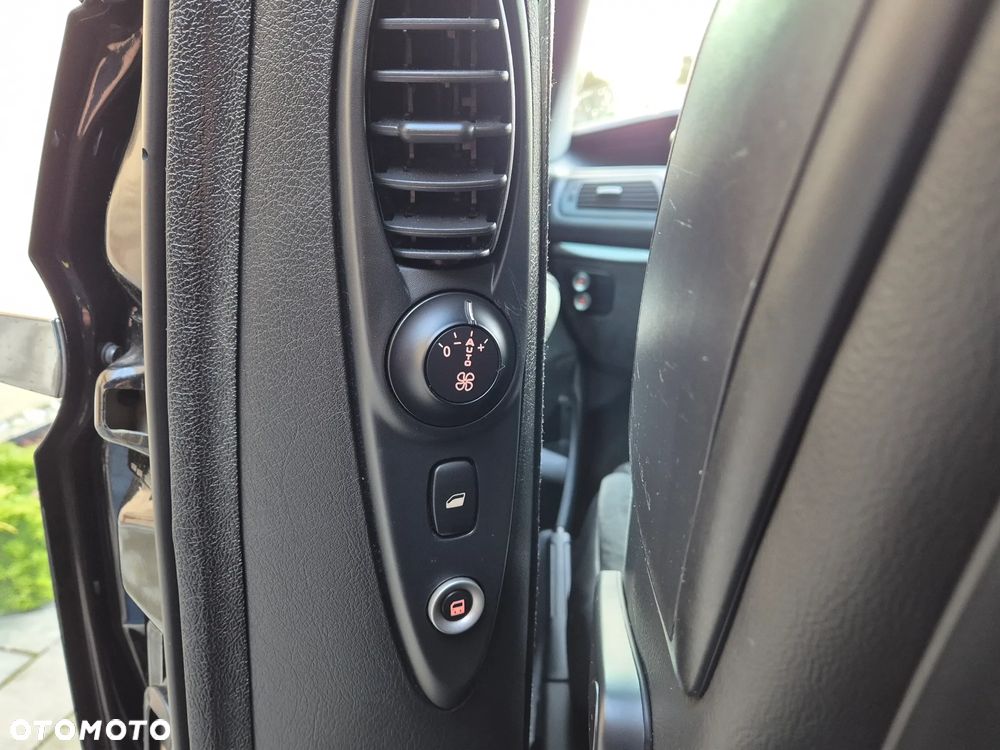 Citroën C8 2.0 HDi Exclusive - 15