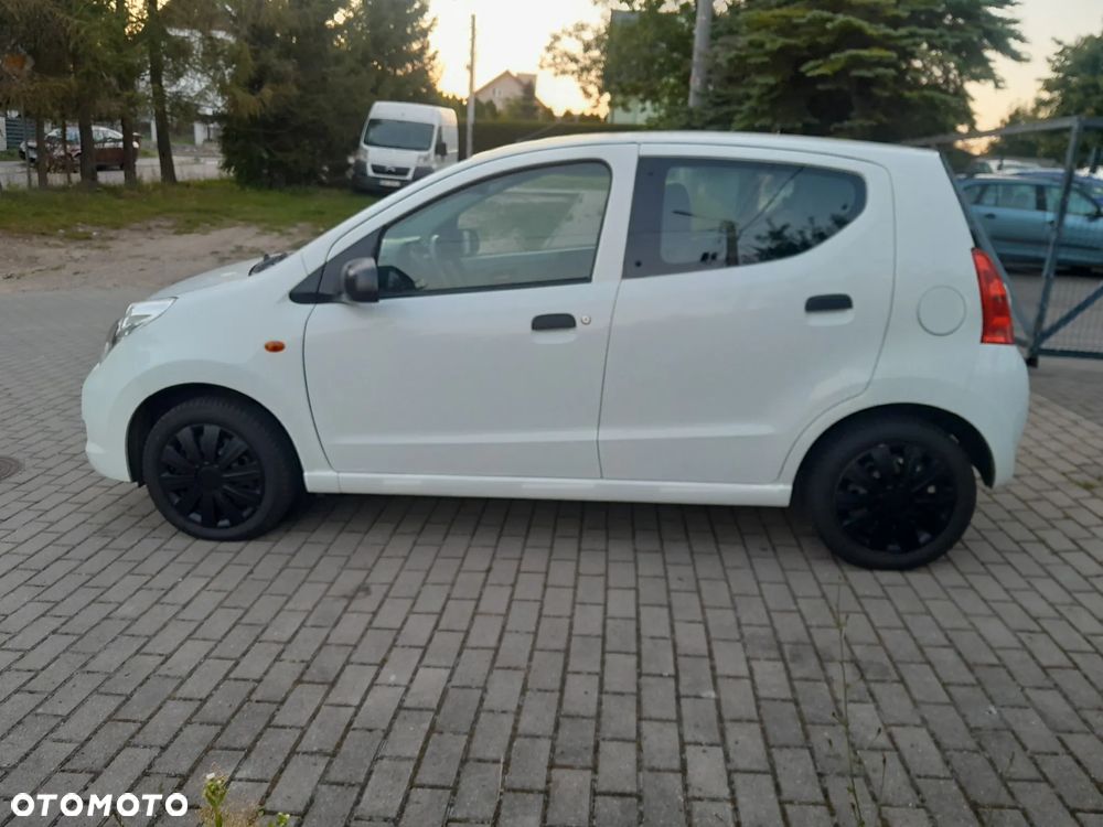 Suzuki Alto 2011 photo 2