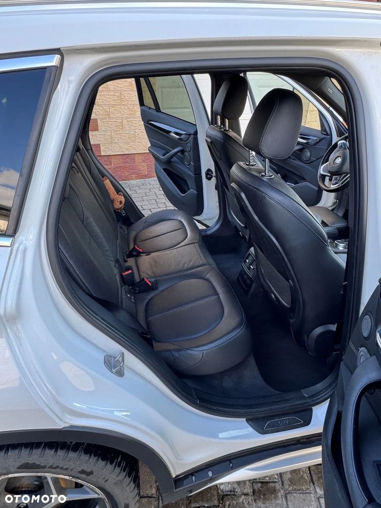 BMW X1 xDrive18d - 6