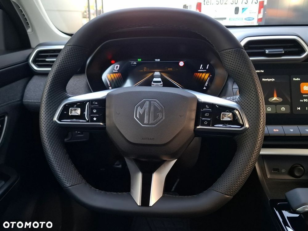 MG ZS - 19