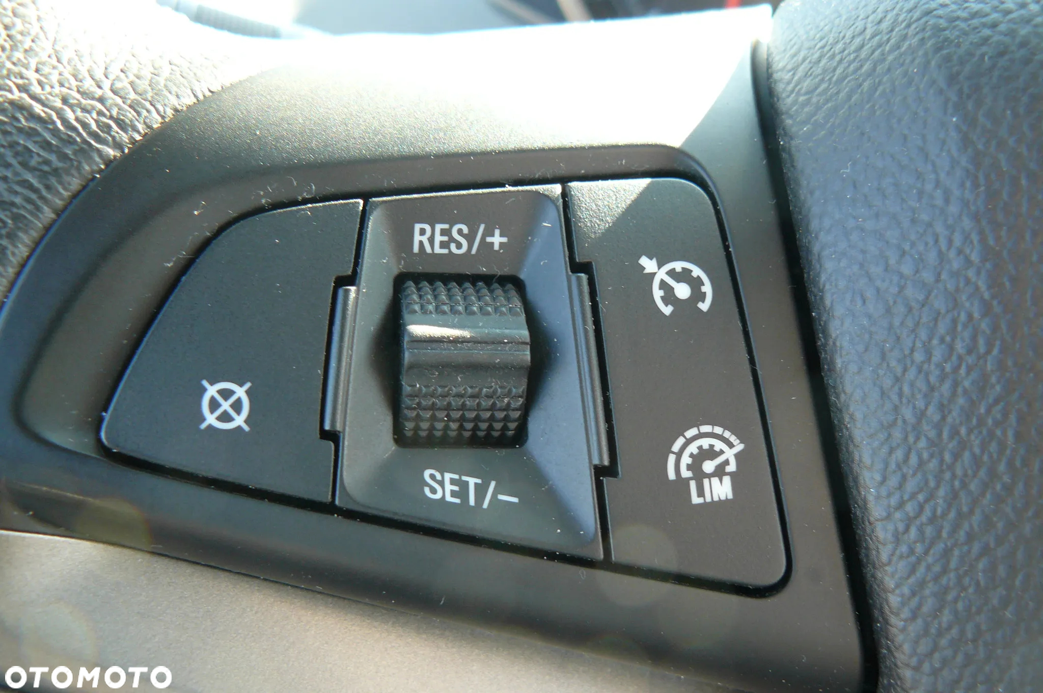 Chevrolet Aveo - 12