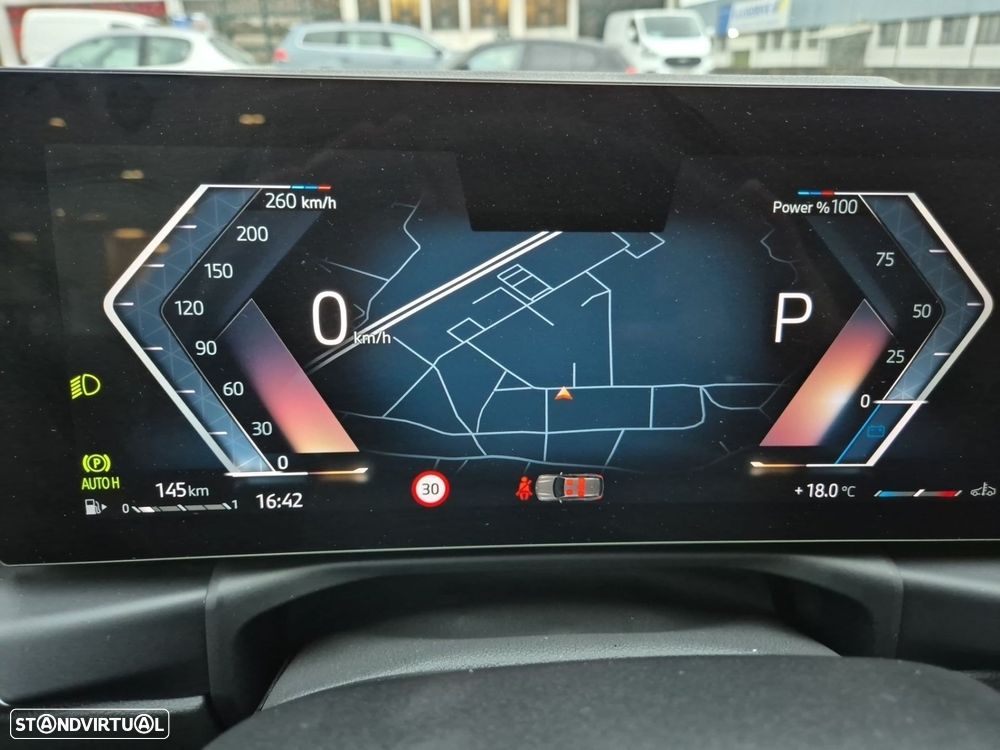 BMW 320 d Pack Desportivo M Auto - 23