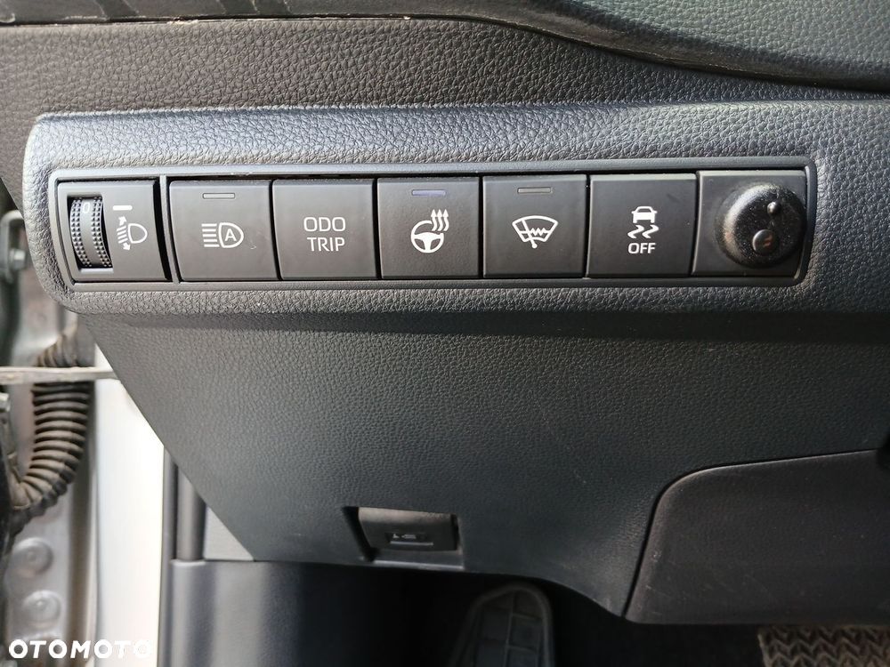 Toyota Corolla 1.8 Hybrid GR Sport - 20