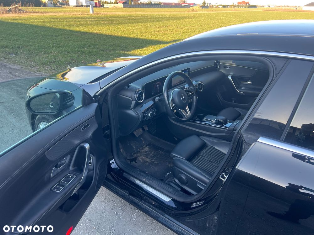 Mercedes-Benz CLA 180 7G-DCT Edition 2020 - 12