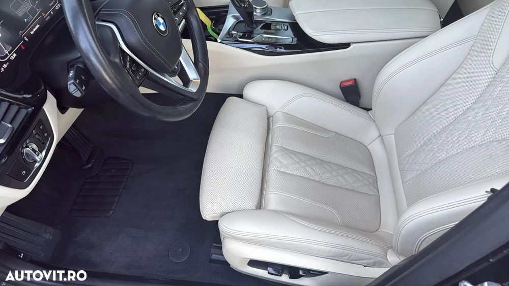 BMW Seria 5 530e xDrive AT PHEV - 11