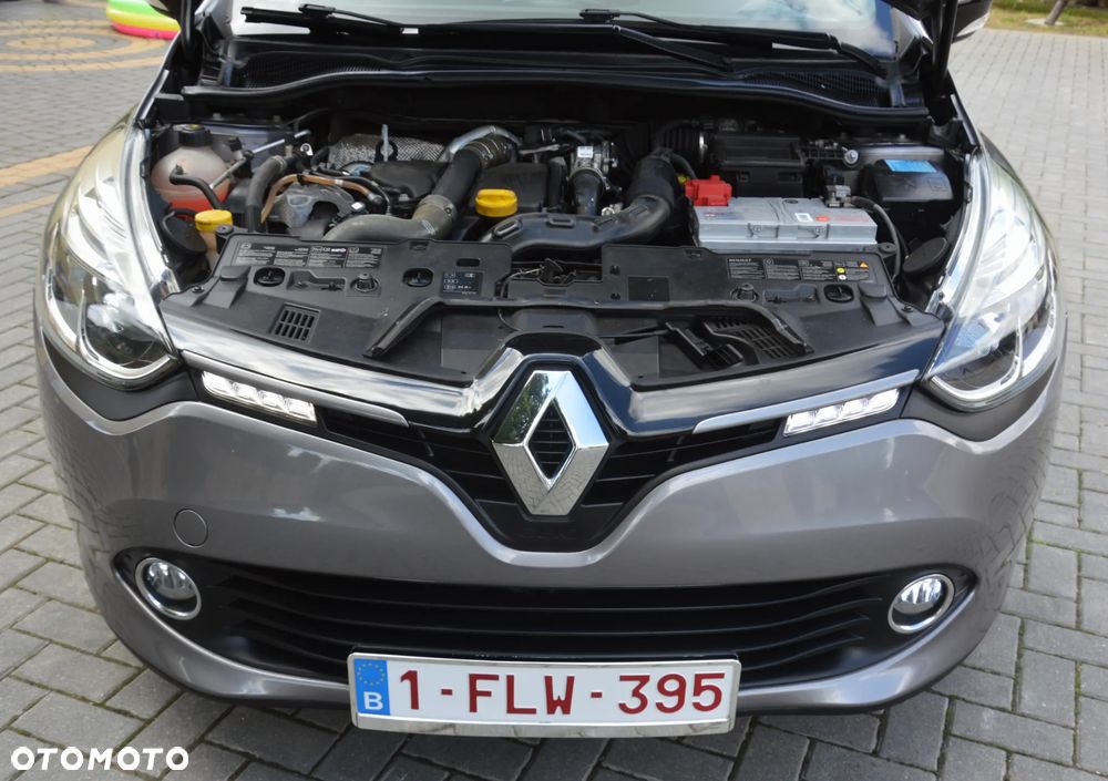 Renault Clio - 11