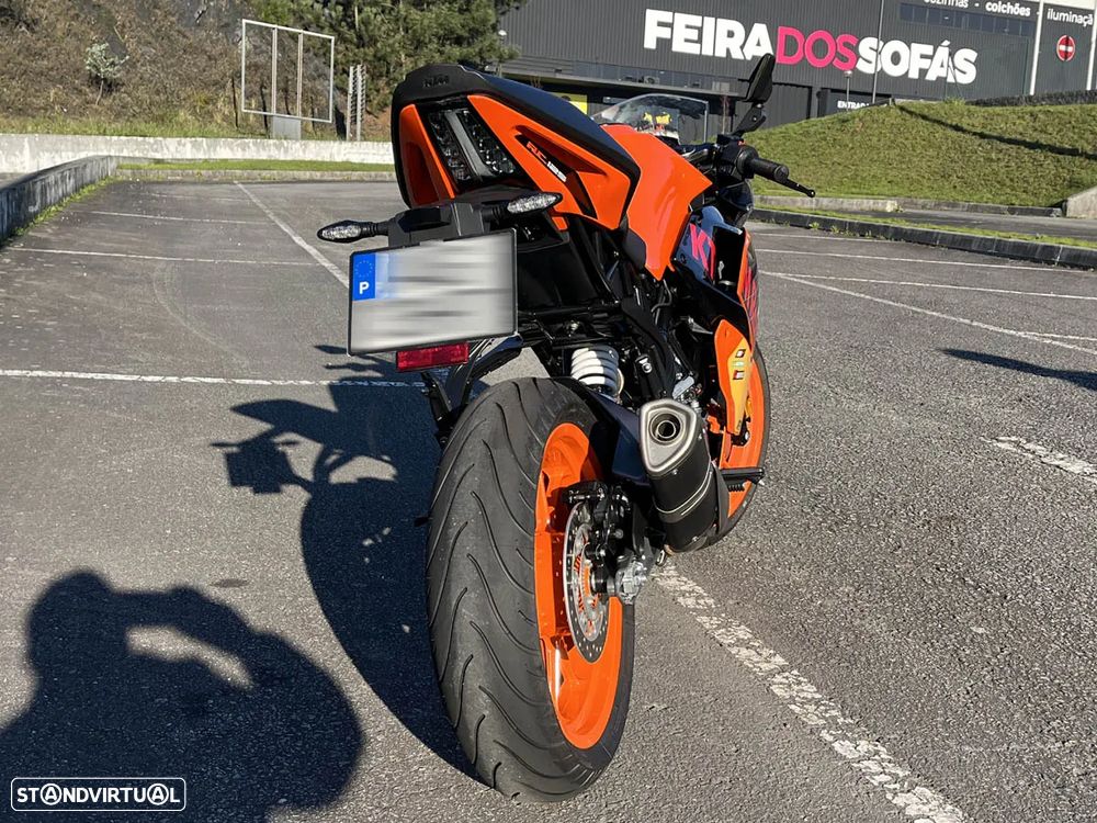 KTM RC Replica Miguel Oliveira - 5