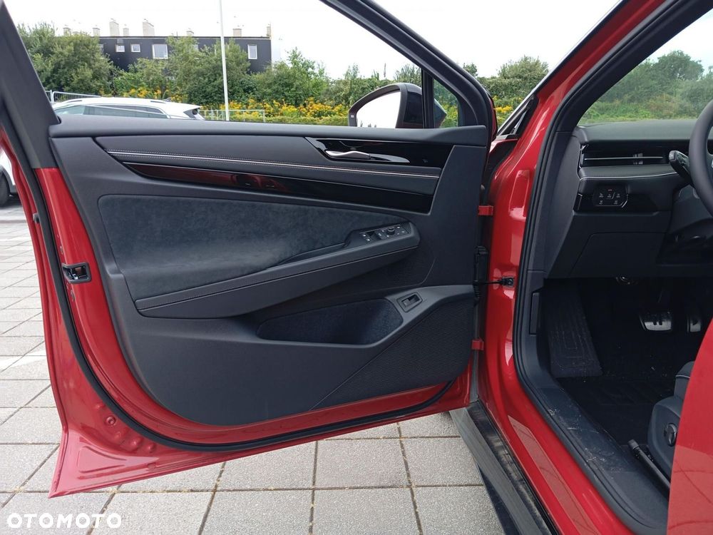 Volkswagen ID.7 - 12