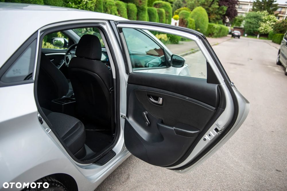 Hyundai i30 1.4 Advantage - 32