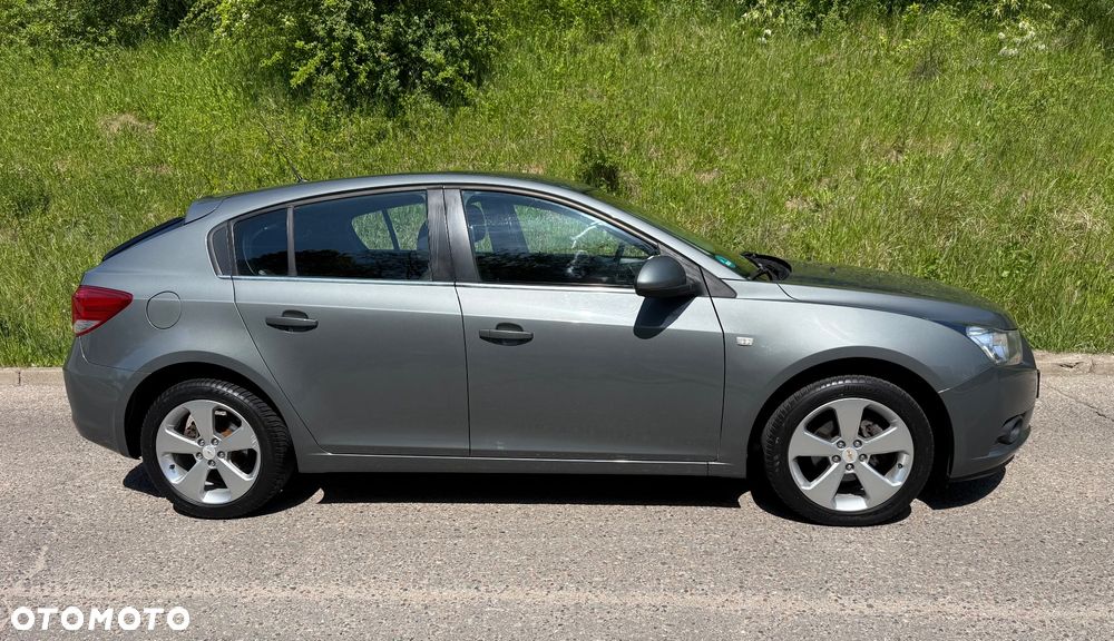 Chevrolet Cruze - 5