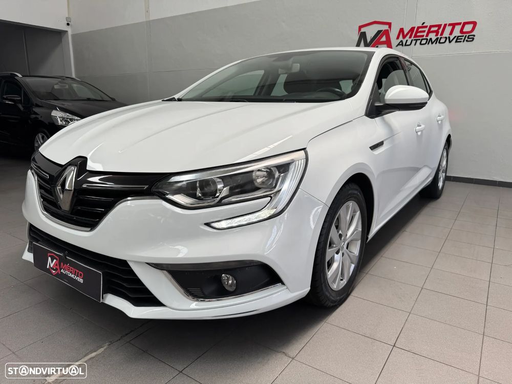 Renault Mégane 1.5 dCi Confort - 1