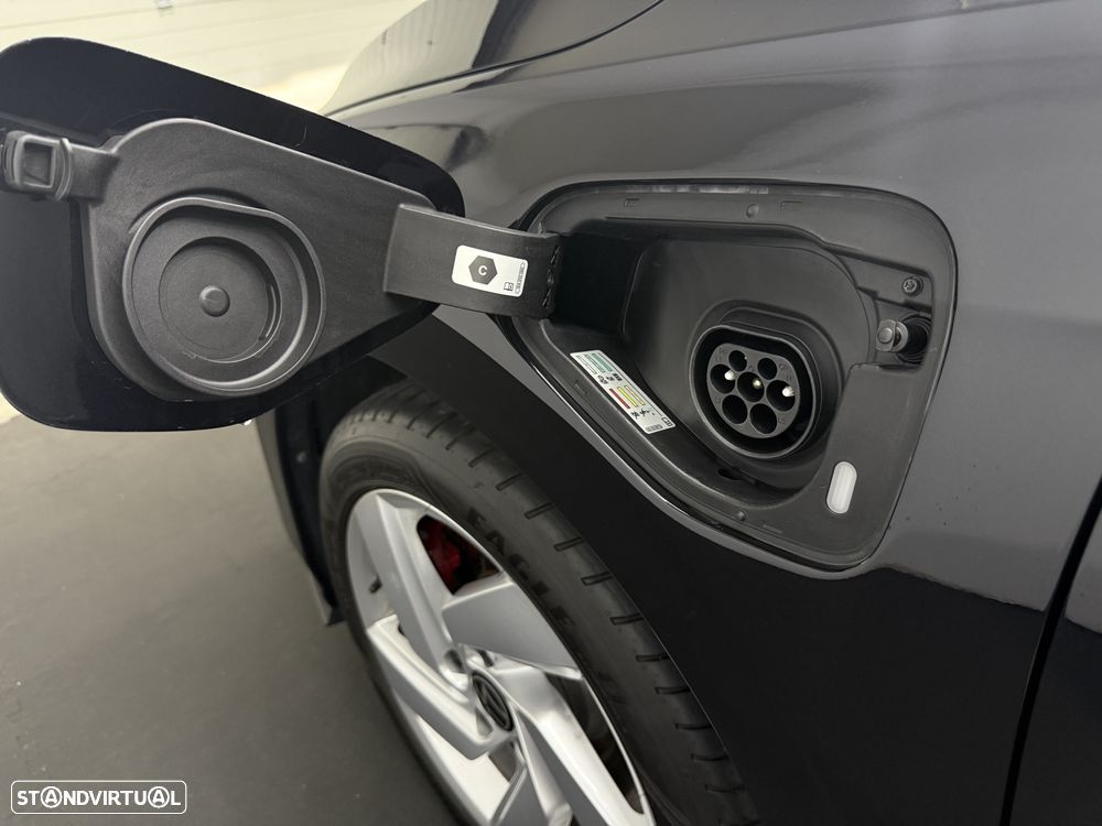 VW Golf 1.4 TSI GTE DSG - 41