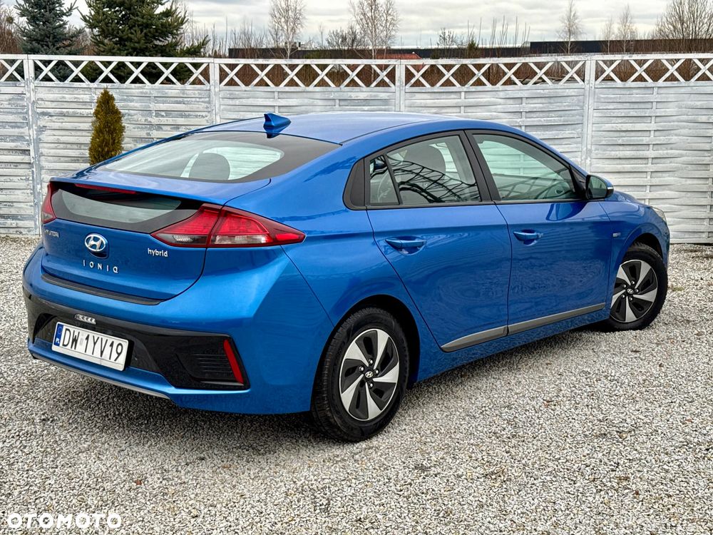 Hyundai IONIQ Hybrid Premium - 3