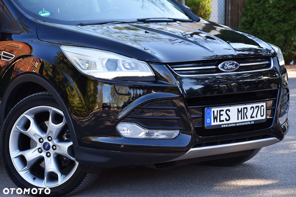 Ford Kuga 2.0 TDCi 4x4 Titanium - 4