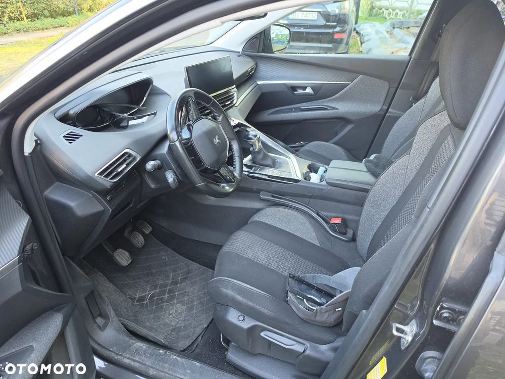 Peugeot 3008 - 25