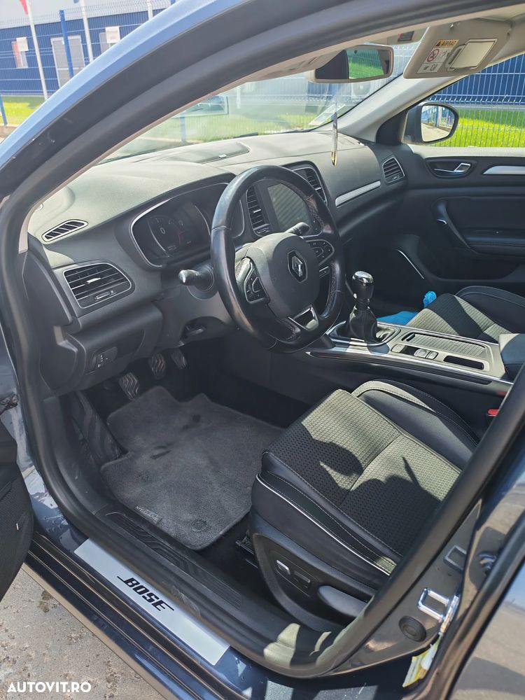 Renault Megane ENERGY dCi 130 BOSE EDITION - 9