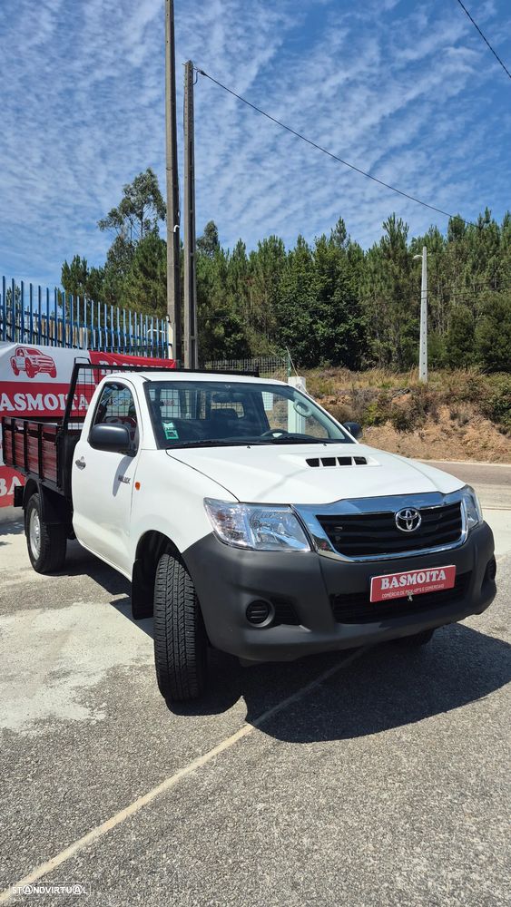 Toyota Hilux - 3