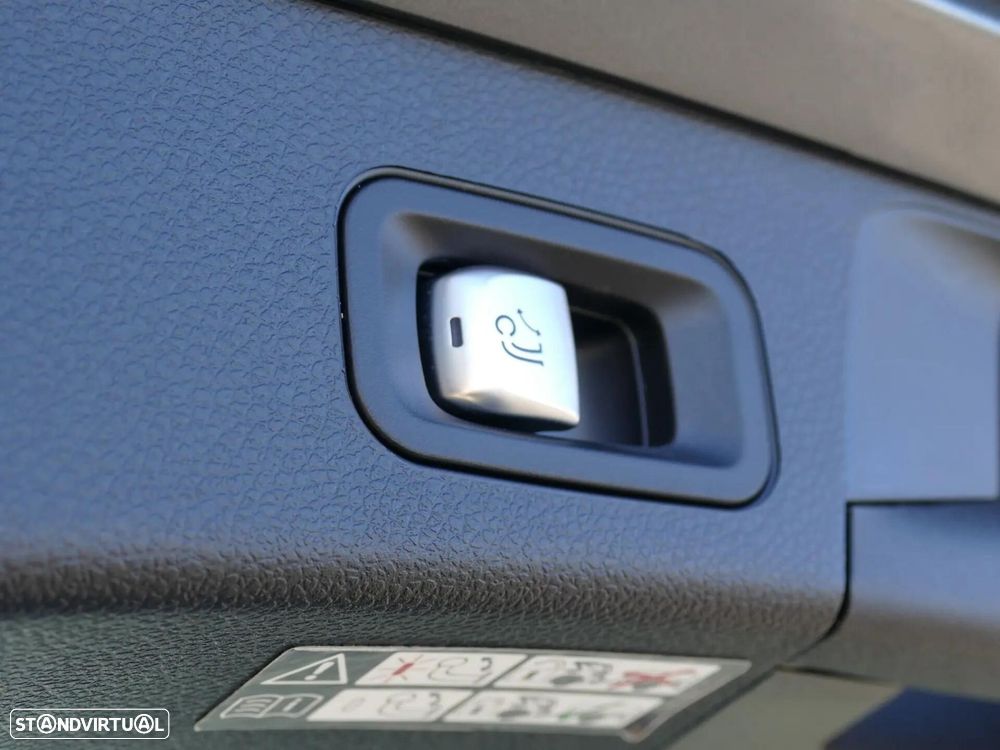 Mercedes-Benz C 300 de T 9G-TRONIC AMG Line - 13