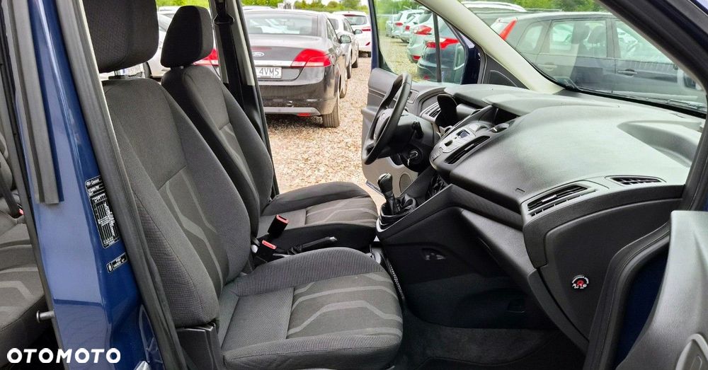 Ford Transit Connect - 25