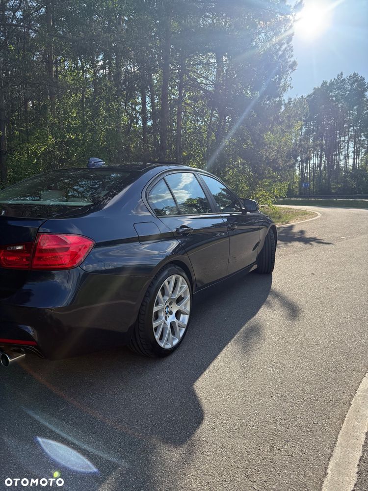 BMW Seria 3 328i xDrive - 6